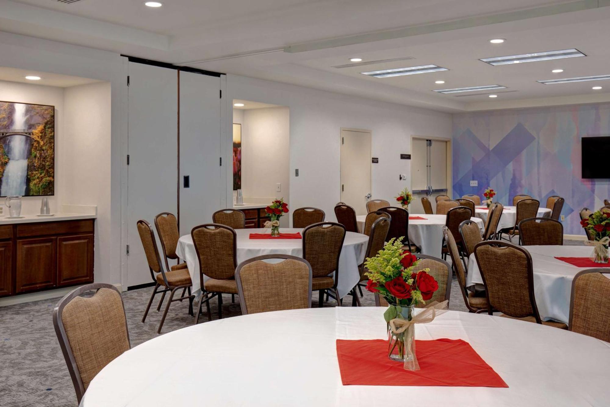 Hilton Garden Inn Portland/Beaverton Zewnętrze zdjęcie