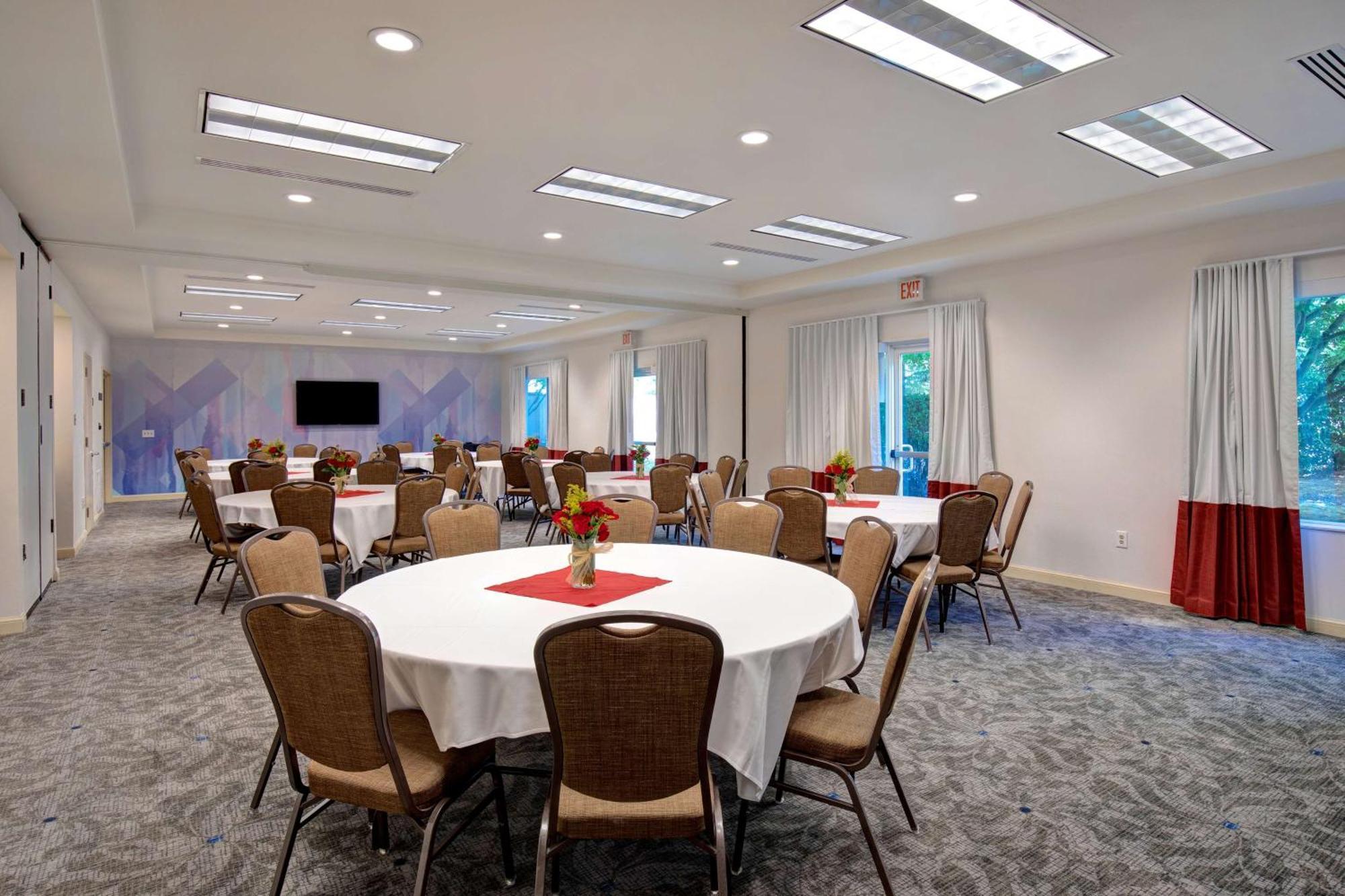 Hilton Garden Inn Portland/Beaverton Zewnętrze zdjęcie