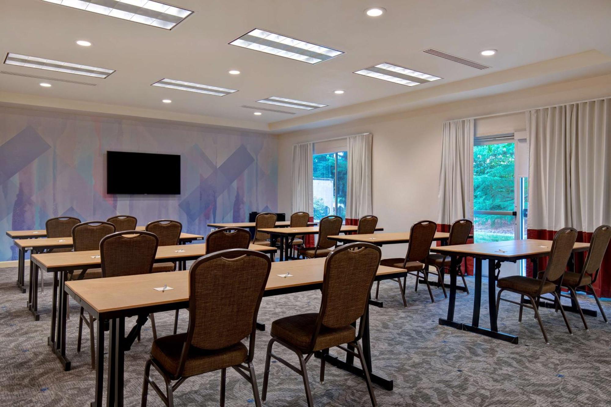 Hilton Garden Inn Portland/Beaverton Zewnętrze zdjęcie