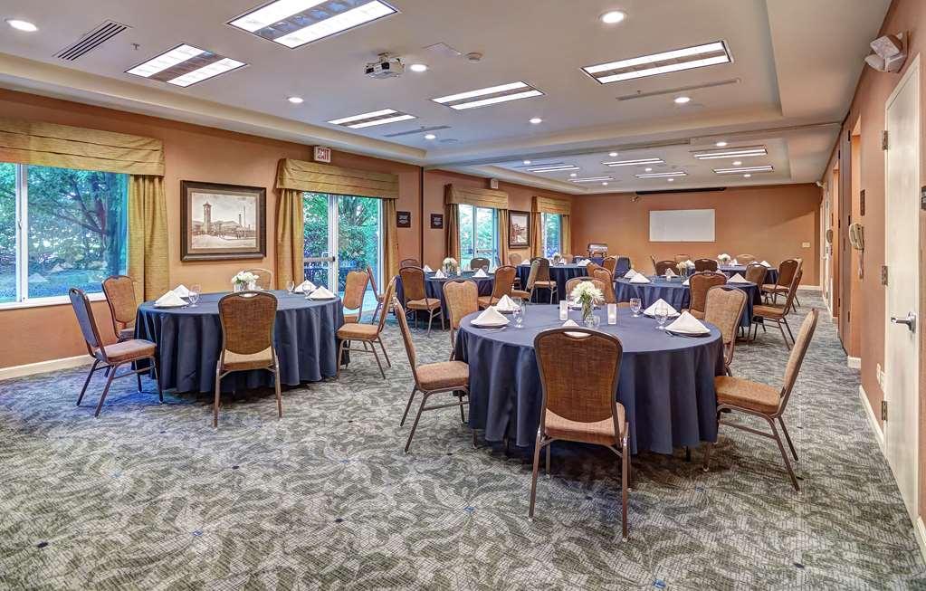 Hilton Garden Inn Portland/Beaverton Udogodnienia zdjęcie